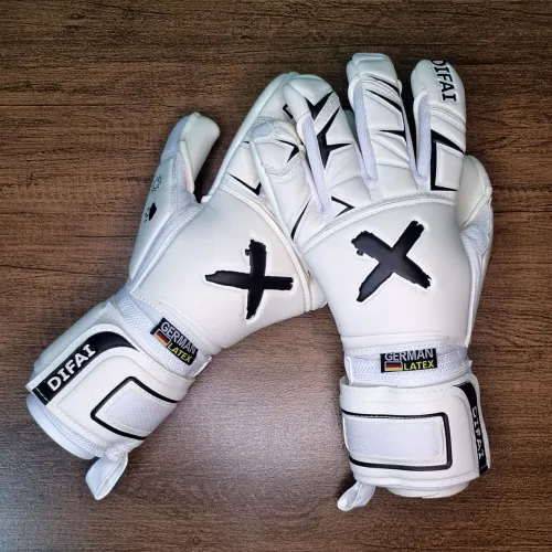 LUVA DE GOLEIRO DIFAI WALL 3, Branca 8, pequeno detalhe