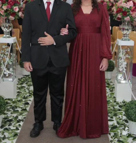 VESTIDO MARSALA 