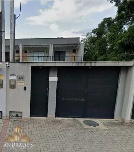 Casa Duplex | 3 quartos | 2 vagas de garagem | Vargem Grande