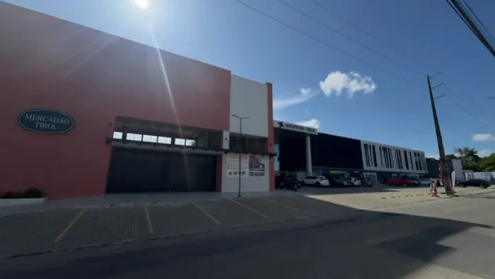 P.COMERCIAL para alugar na cidade de EUSEBIO-CE