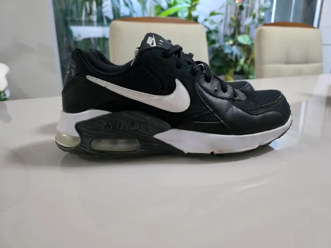 Tênis Nike Air Max Excee Masculino - Preto - tamanho 42