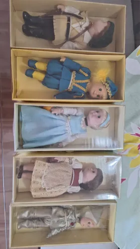 Bonecas porcelana