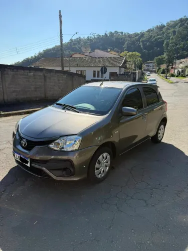 Toyota Etios X 1.3 Flex 16V 5P Mec. 2018