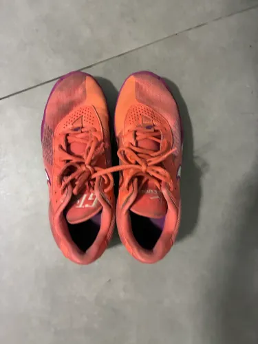 Nike air zoom gt cut academy 39/40