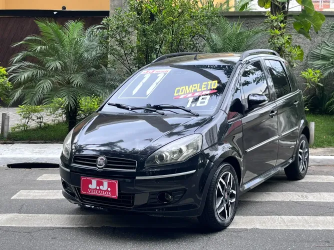 Fiat Idea Sporting 1.8 Flex 16V 5P 2011
