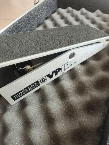 Pedal volume JR