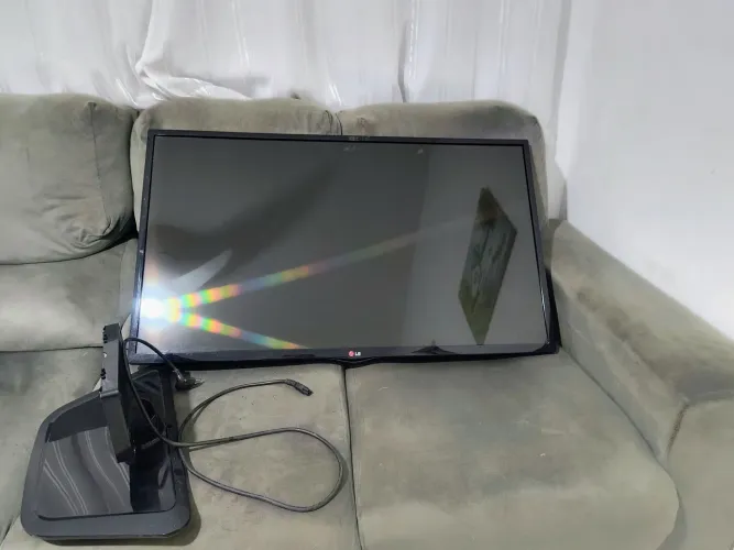 TV LG SMART 42' COM DEFEITO NA TELA