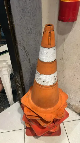 Cones de sinalização emborrachado resistente 
