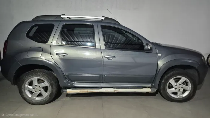 Renault Duster Dynamique 2.0 Hi-flex 16V Aut. 2013