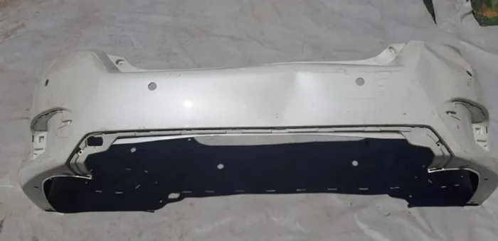 Parachoque Traseiro Honda Civic 2017 A 2019 Original Detalhe
