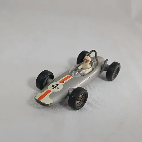 Brinquedo Antigo de Corrida F1 - B.R.M. V8 - fabricado pela Solido Brosol no Brasil. 