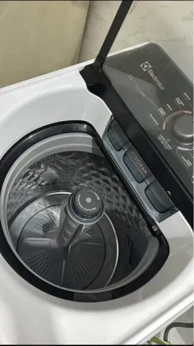 ?vendo máquina todas higienizadas e com garantia frete grátis promoção de vim de ano ?