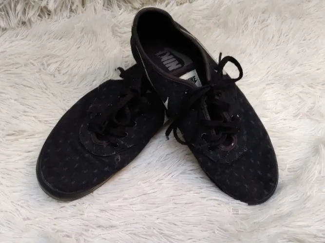 Nike preto