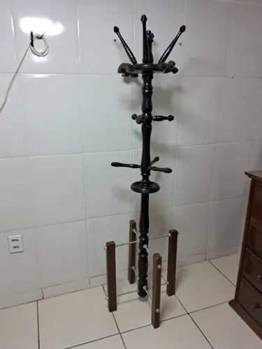 cabideiro em madeira de lei