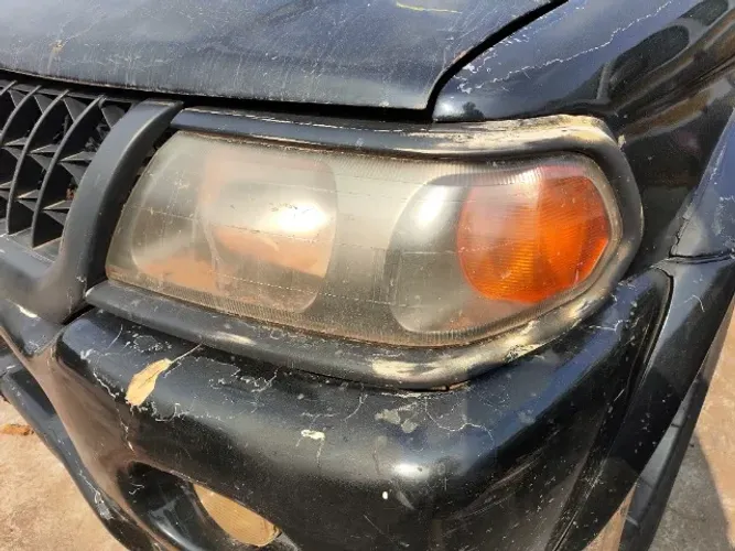 Farol Lado Esquerdo Mitsubishi Pajero Sport 1996 a 2008