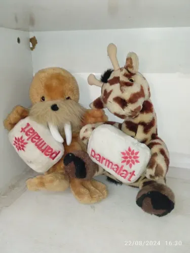 Pelúcias da Parmalat. Duas diferentes peças.
