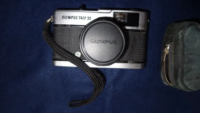 Olympus TRIP 35 com Manual de Instruções em Inglês. (Item para Colecionador ou Decoração) 