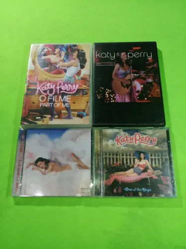 Coleção de CDs da Katy Perry