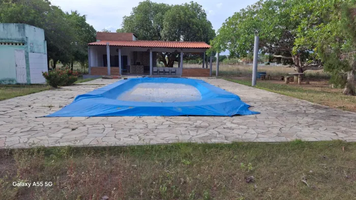 Linda chácara de 5 t , piscina e espaço gourmet