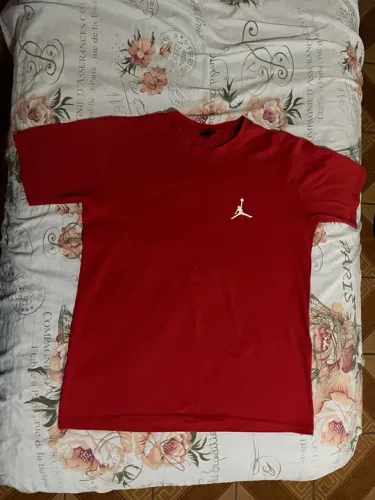 Camiseta Jordan Vermelha