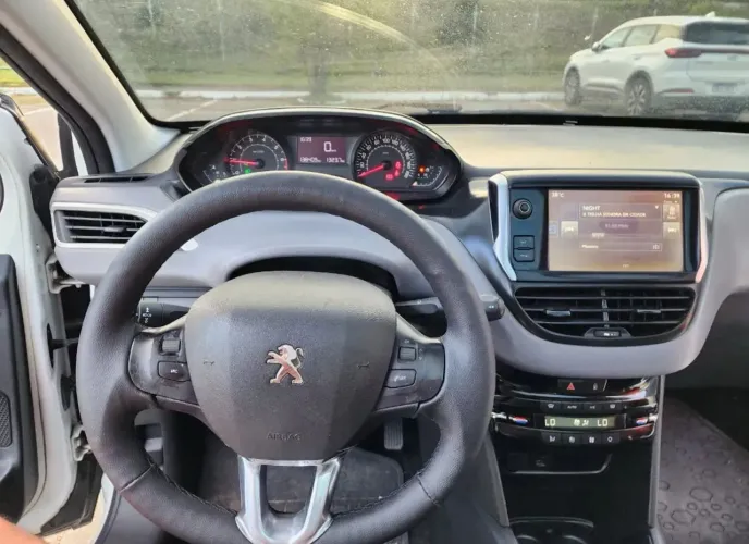 Sucata retirada de peças 