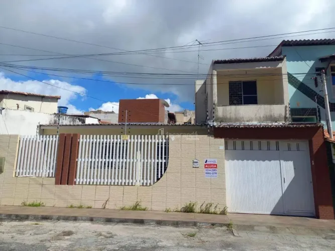 Casa com 4 dormitórios para alugar, 150 m² por R$ 2.500,00/mês - Luzia - Aracaju/SE