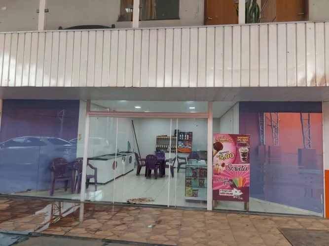 Sorveteria vendo ou troco 
