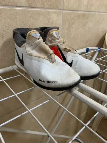 Chuteira Nike Phantom Vision - Usada