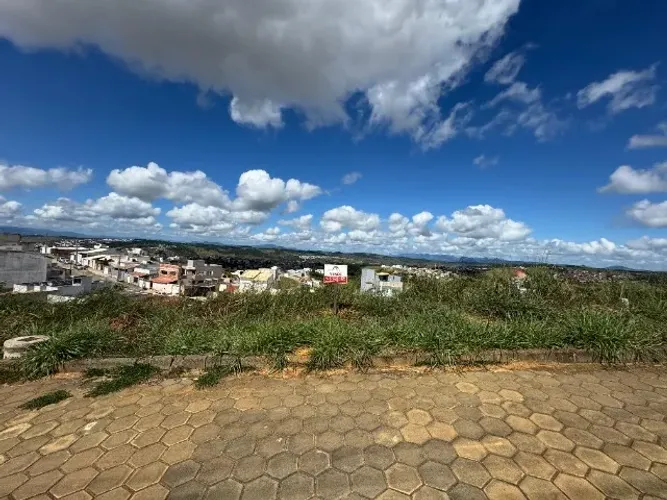 Vendo Lote com 285m² e ótima localização no Residencial Villa Verde I - Colatina/ES
