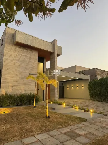 Casa a venda em Anápolis, Condomínio Terras Alphaville, 3 Suítes + Escritório