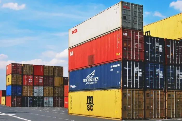 Venda de Containers Novos e Usados em São Paulo e em todo o Brasil | Lev Containers