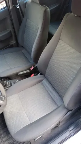 Volkswagen Gol City (trend)/titan 1.0 T. Flex 8V 4P 2014