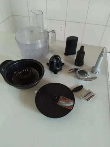 Acessórios multiprocessador PHILCO com 10 peças por 150 reais 