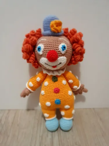 Amigurumi palhaço perfeito