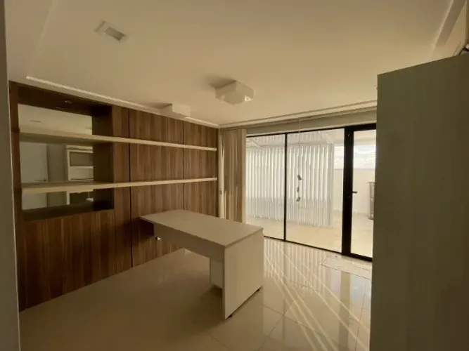 Vendo esta Sala, Lagoa Nova, Edíficio Plenarium, 120 metros quadrados, com solarium