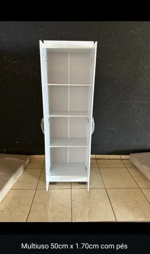 Multiuso branco novo com pés entrego promoção
