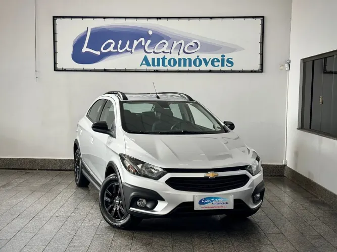 Chevrolet Onix Activ 1.4 8V Flex Mec. 4P 2019