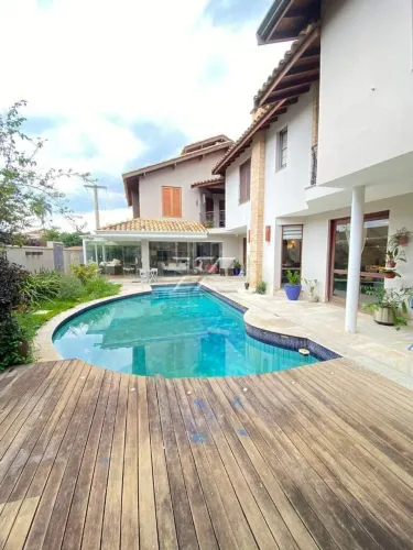 Casa em condomínio para locação com 4 suítes no Cidade Jardim.