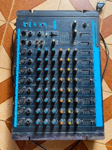 Mesa de áudio Oneal OMSX 8