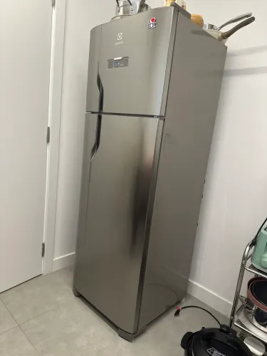 Geladeira Electrolux 310 Litros Frost Free Duplex Inox 220v com Turbo Freezer