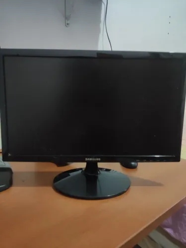 Monitor Samsung LED 20 Widescreen VGA/DVI