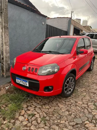 Fiat Uno Sporting 1.4 EVO Fire Flex 8V 4P 2013