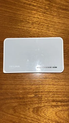 Switch de Rede TP-Link TL-SF1005D