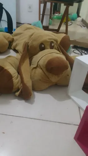 Cachorro hound de pelúcia gigante + 3 nichos de parede novos