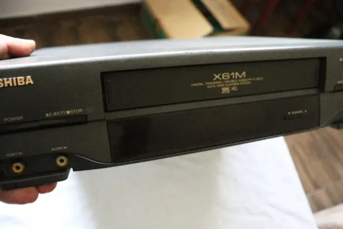 Video Cassete Toshiba x61m Com Defeito Leia o Anuncio