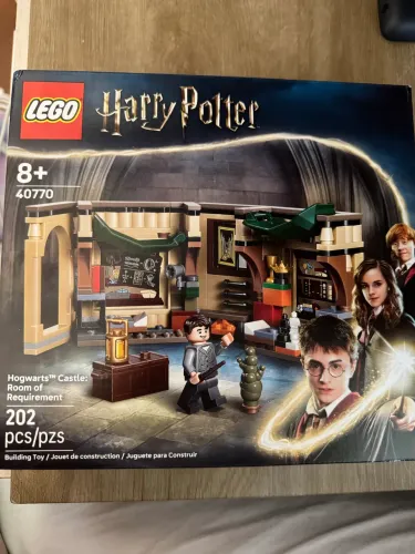 Lego Harry Potter Hogwarts Castle: Room of Requirement