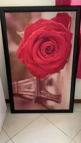 Quadro Decorativo Rosa Vermelha com Torre Eiffel