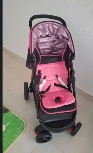 Carrinho cosco nexus rosa e bebê conforto