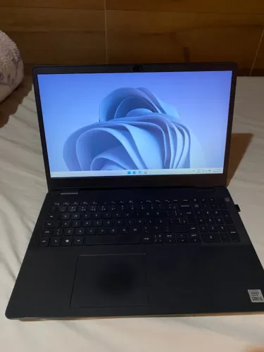 DELL Vostro 3501 i5 10gen. 16gb RAM 256gb SSD