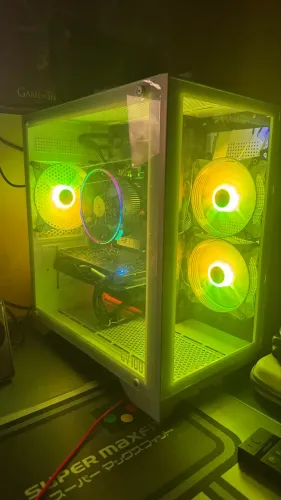 Cpu Ryzen 7 5700x 32gb rtx 5060 nvme 1tb